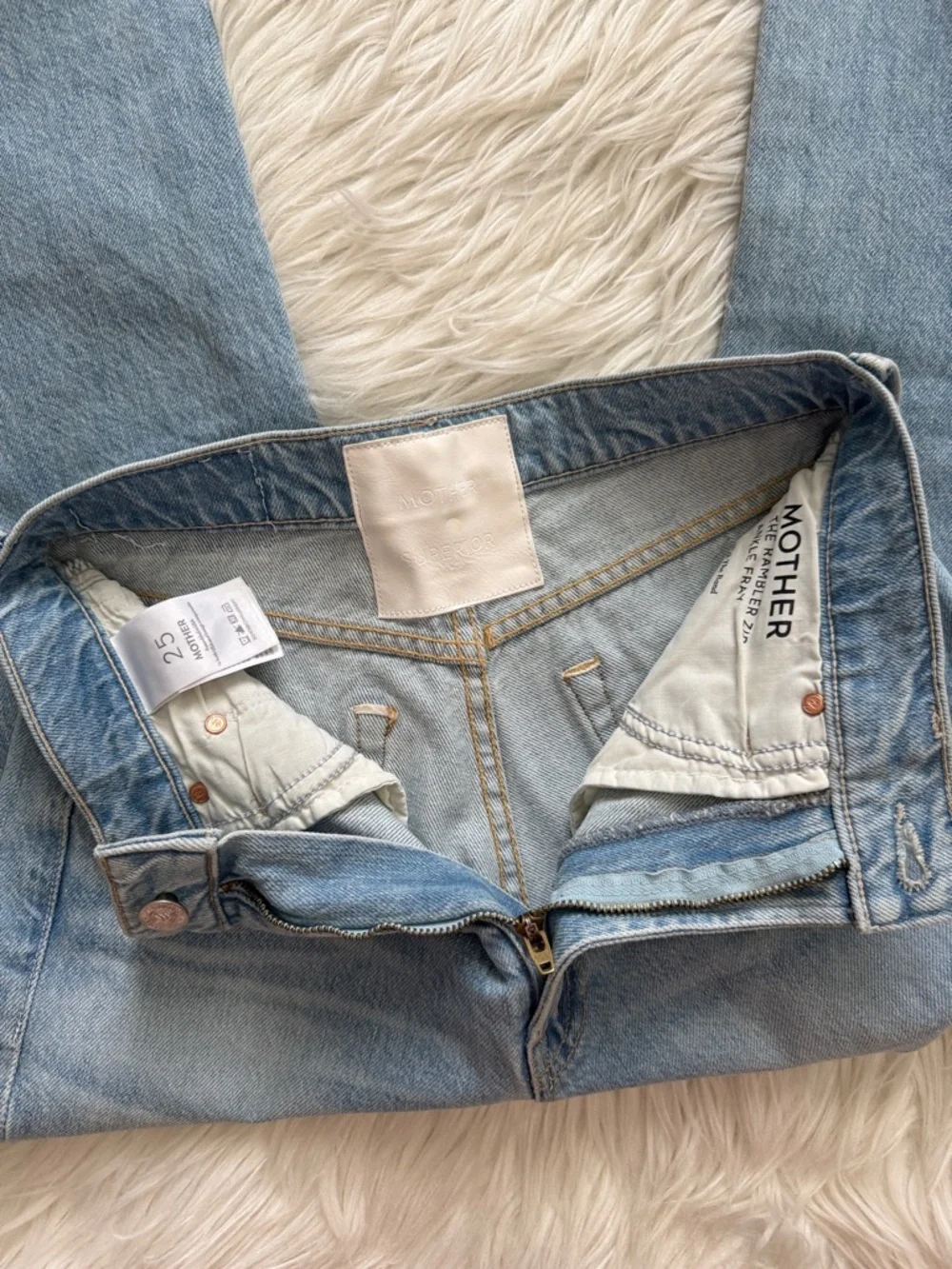 MOTHER "The Rambler Zip Ankle Fray" Blue Jeans Size 25 - Picture 8 of 16